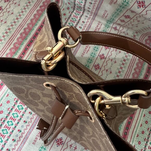 Coach Roan Bucket Bag Signature Canvas Tan/Brown - Picture 5 of 10